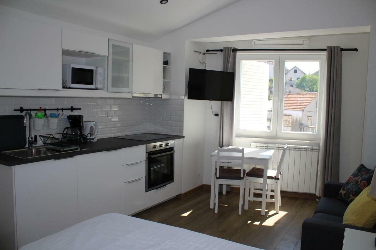 Apartments Ivan Zaton Zaton  Екстериор снимка