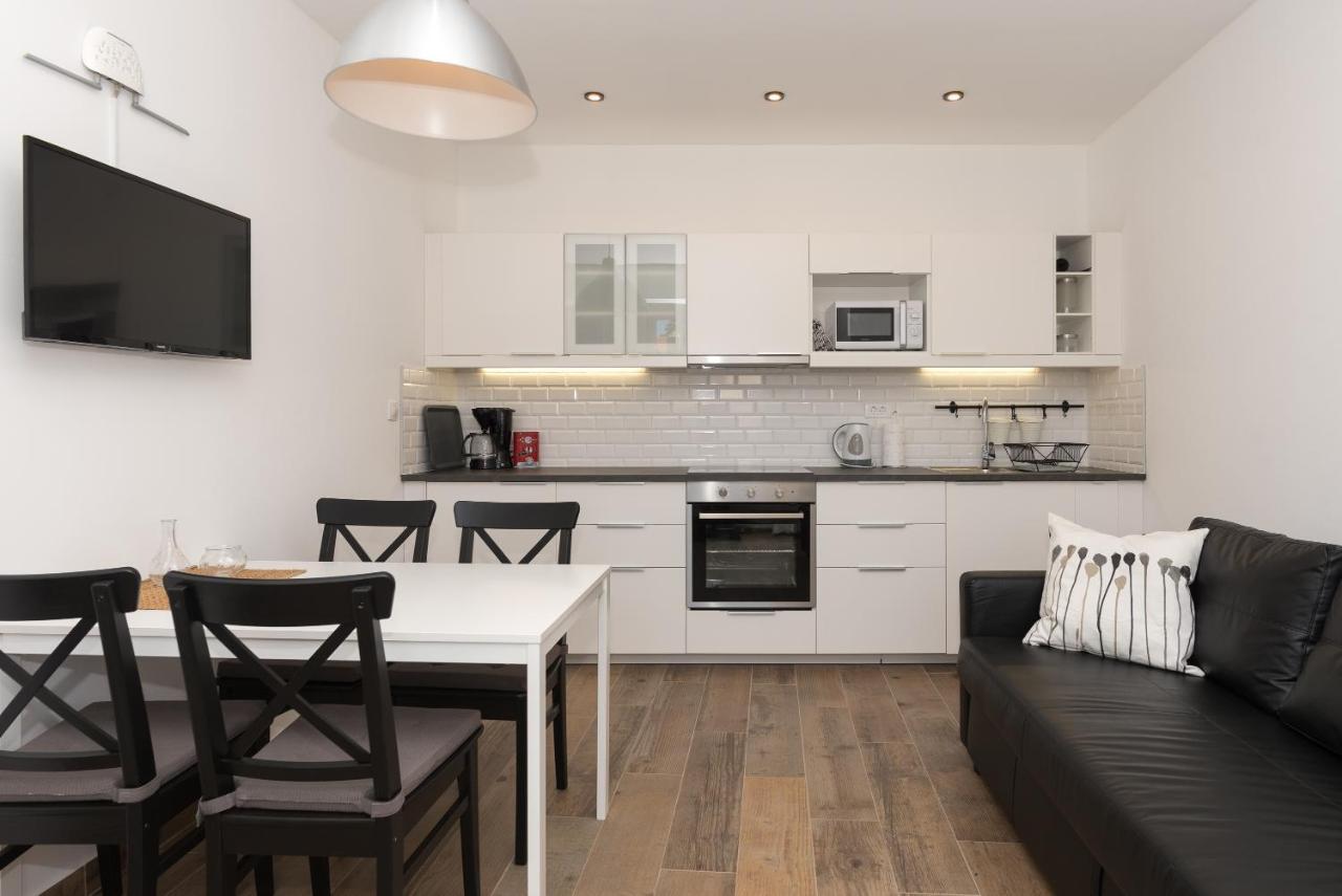 Apartments Ivan Zaton Zaton  Екстериор снимка
